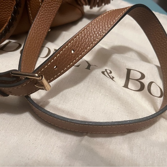 Excellent Condition. Tan with red interior. - Picture 4 of 4